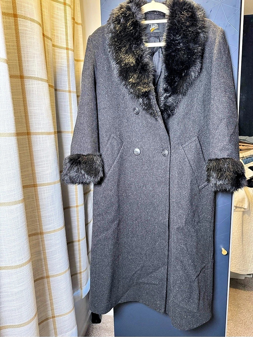 MADE IN USA. Vintage. JoD. Faux Fur Collar Wool-Blend Coat in Black Like New